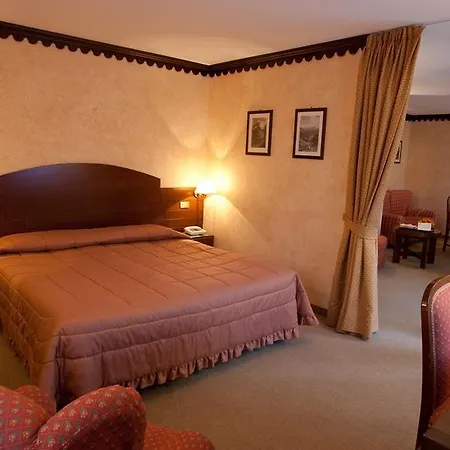 Pavillon 4* Курмайор