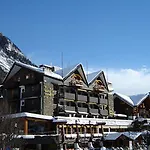 Pavillon 4* 库马约尔