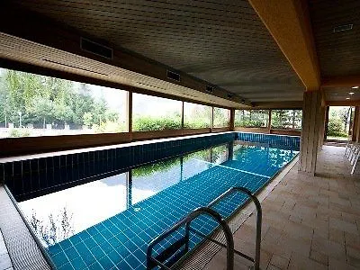 Ξενοδοχείο Pavillon 4*