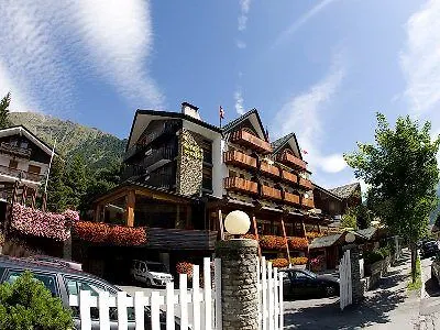Pavillon Ξενοδοχείο 4*