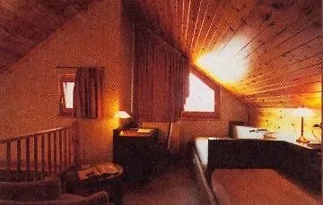 Ξενοδοχείο Pavillon 4*